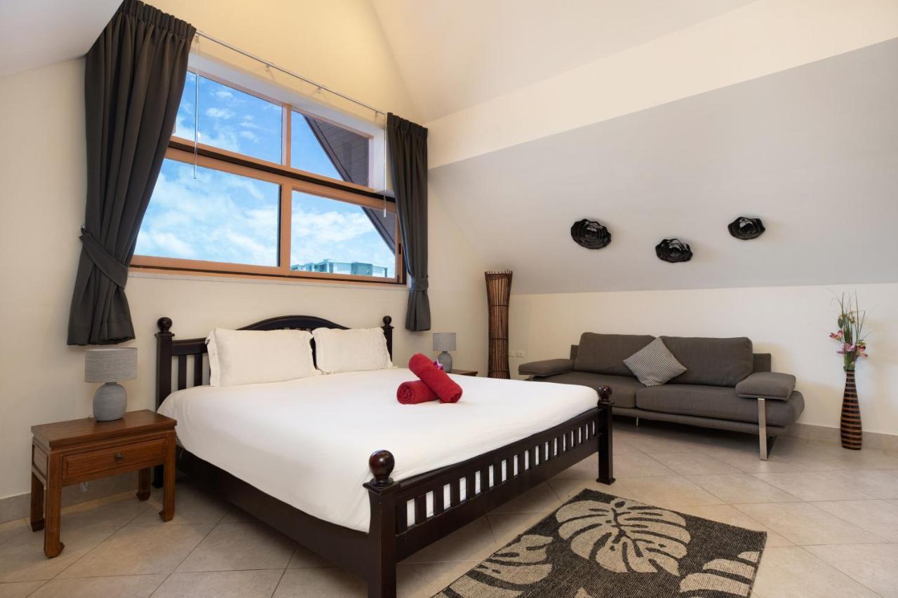 Beautiful 5Br Villa Felicity, Pool & Garden, Near Naiharn Rawai Bagian luar foto