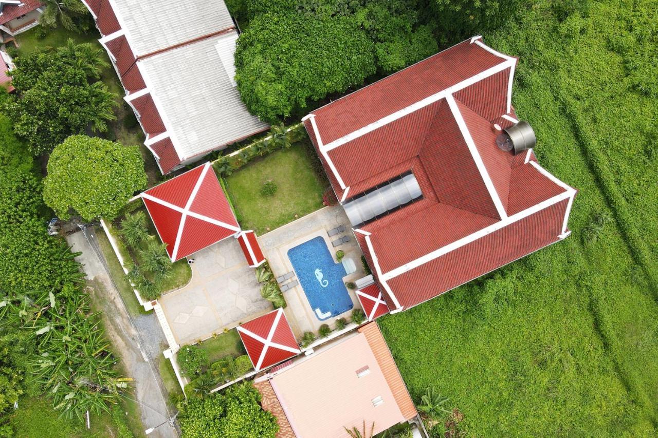 Beautiful 5Br Villa Felicity, Pool & Garden, Near Naiharn Rawai Bagian luar foto